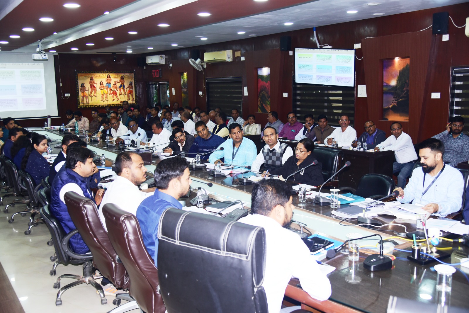 अधिकारी-कर्मचारियों को मतगणना का दिया गया सघन प्रशिक्षण