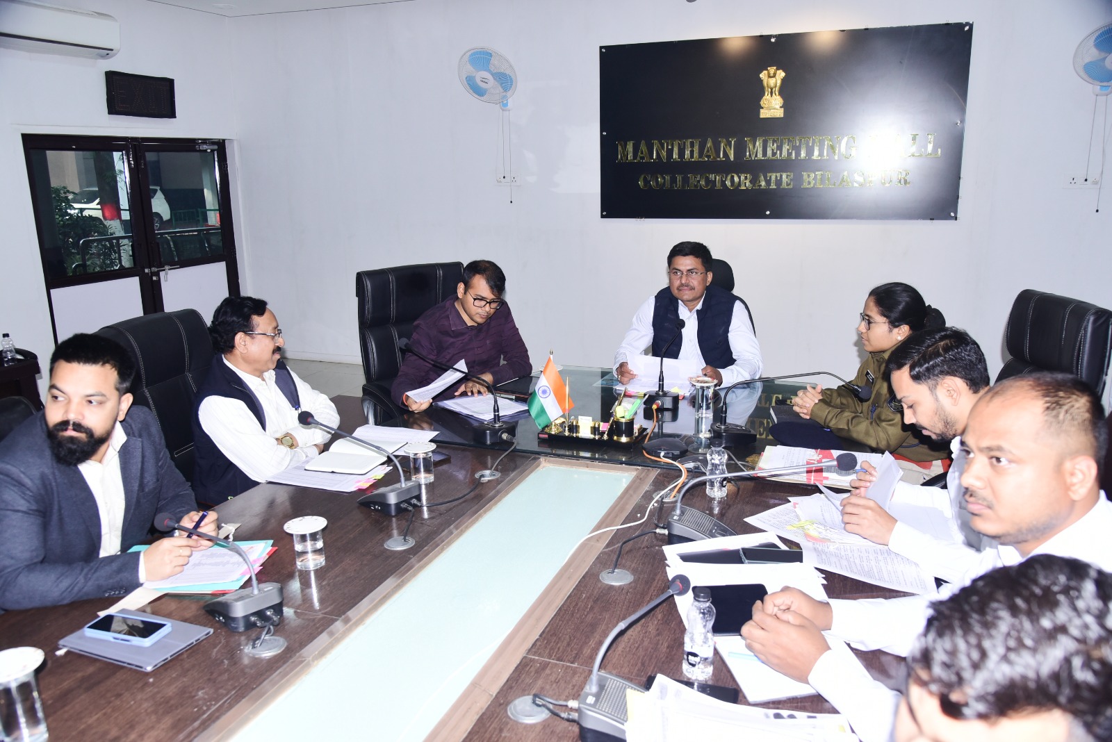 लम्बे समय से 20 शिक्षक स्कूलों से नदारद,सेवा समाप्ति के लिए नोटिस जारी करने निर्देश  जिला शिक्षा अधिकारी ने कलेक्टर को सौंपी सूची,दस-दस, ग्यारह-ग्यारह साल से नहीं आ रहे स्कूल