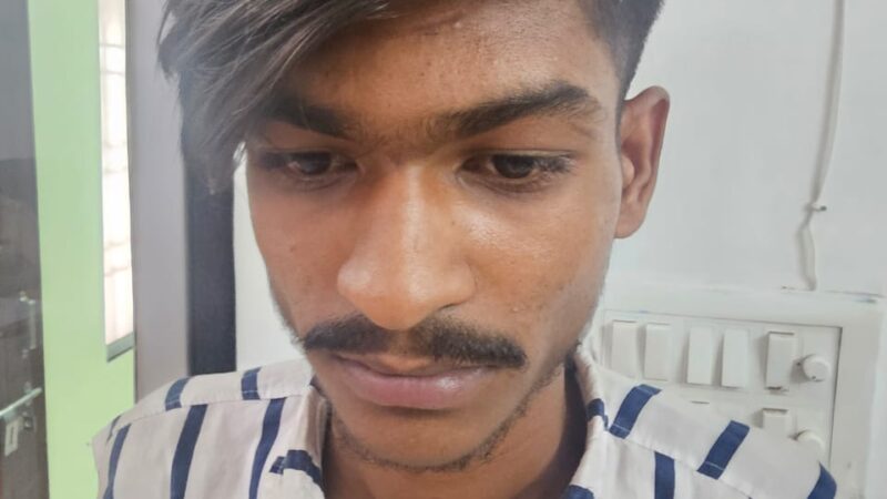 तोरवा पुलिस ने मोबाइल लूट के आरोपीयो को किया गिरफ्तार 