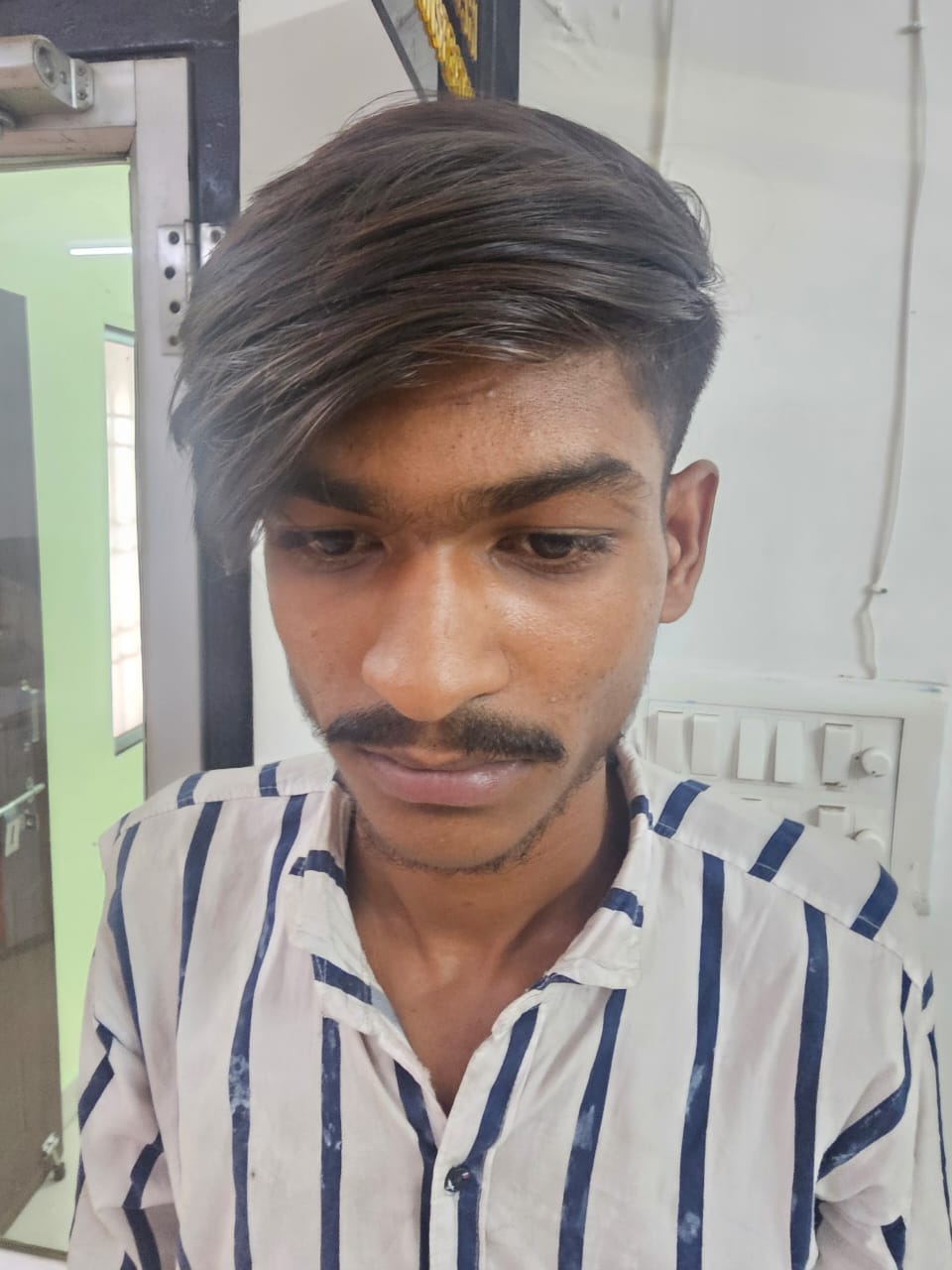 तोरवा पुलिस ने मोबाइल लूट के आरोपीयो को किया गिरफ्तार 