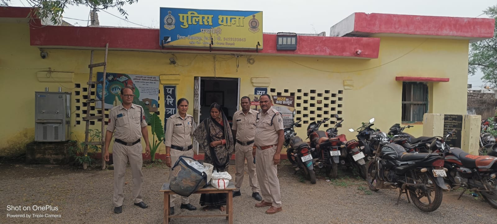 पचपेड़ी पुलिस ने  अवैध शराब बिक्री करने वाली महिला को किया गिरफ्तार 