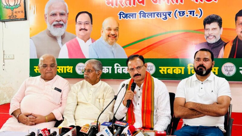 कल पूरी दुनिया, मोदी जी के नेतृत्व में योग फॉर वन अर्थ,वन हेल्थ, की थीम पर योग दिवस मनाएगीः श्यामबिहारी जायसवाल  मोदी जी के प्रयासों से योग आधारित अर्थव्यवस्था 20 हजार करोड़ कीःश्यामबिहारी जायसवाल  योग पर मोदी जी की पहल एक वैश्विक आंदोलन बनीःश्यामबिहारी जायसवाल