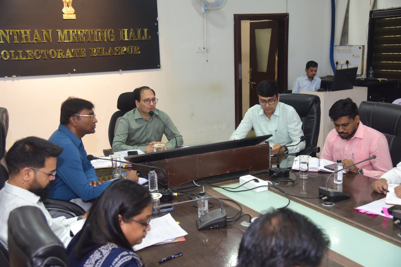 टीएल बैठक में सख्त संदेश: समय पर काम, तभी बेहतर एसीआर : कलेक्टर