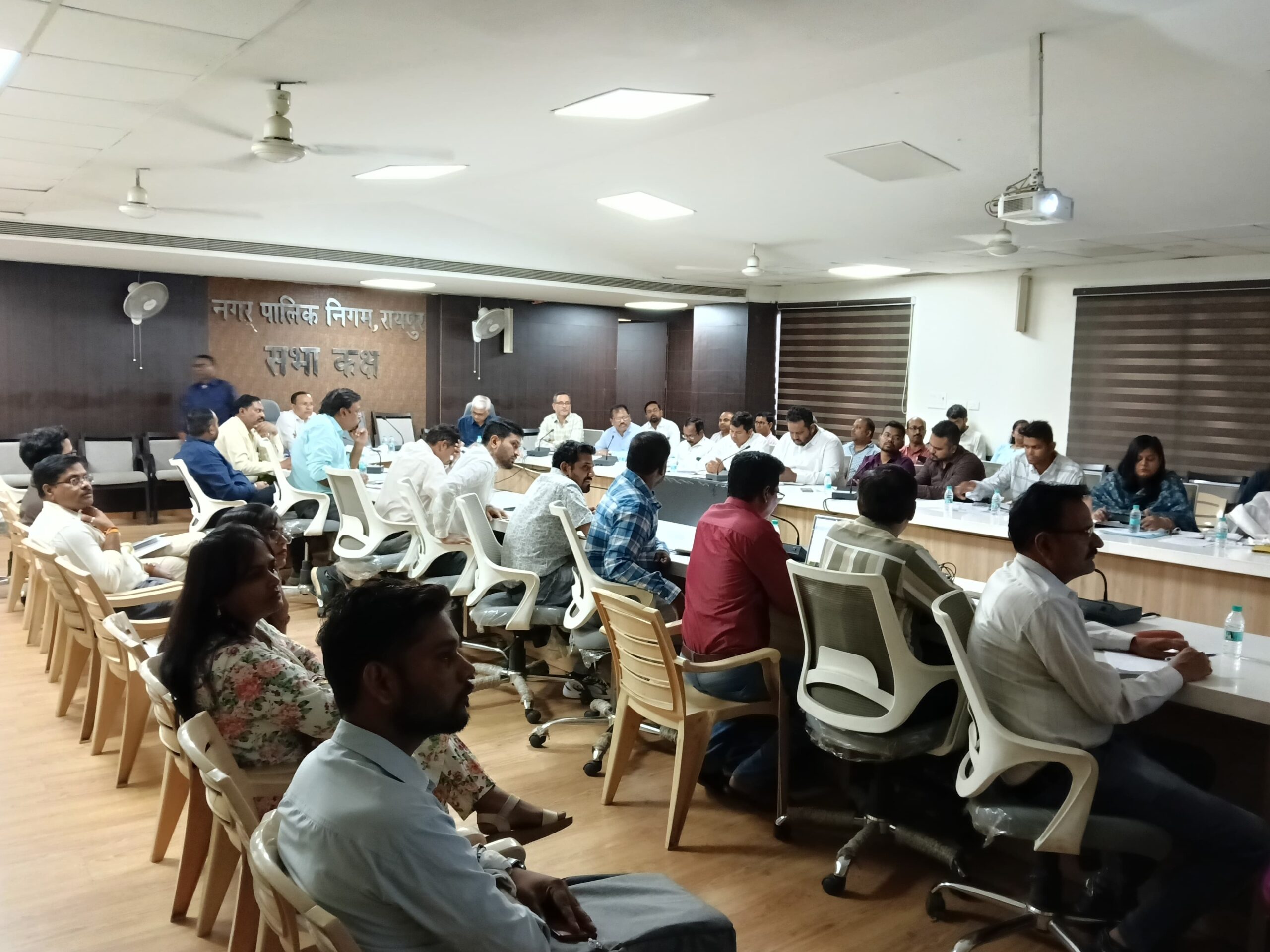 राजस्व वसूली निर्धारित लक्ष्य अनुसार सुनिश्चित करने नगरीय निकायों को दिए आवश्यक निर्देश जारी……