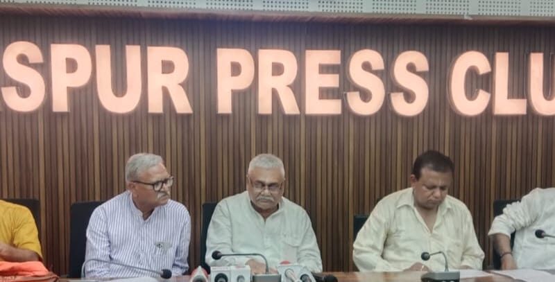कोल इंडिया की कमाई बढ़ी, रिटायर्ड कर्मियों का हक घटा! 