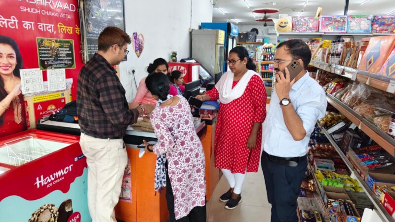 मिलावटखोरी पर खाद्य विभाग का शिकंजा, चार प्रतिष्ठानों का औचक निरीक्षण